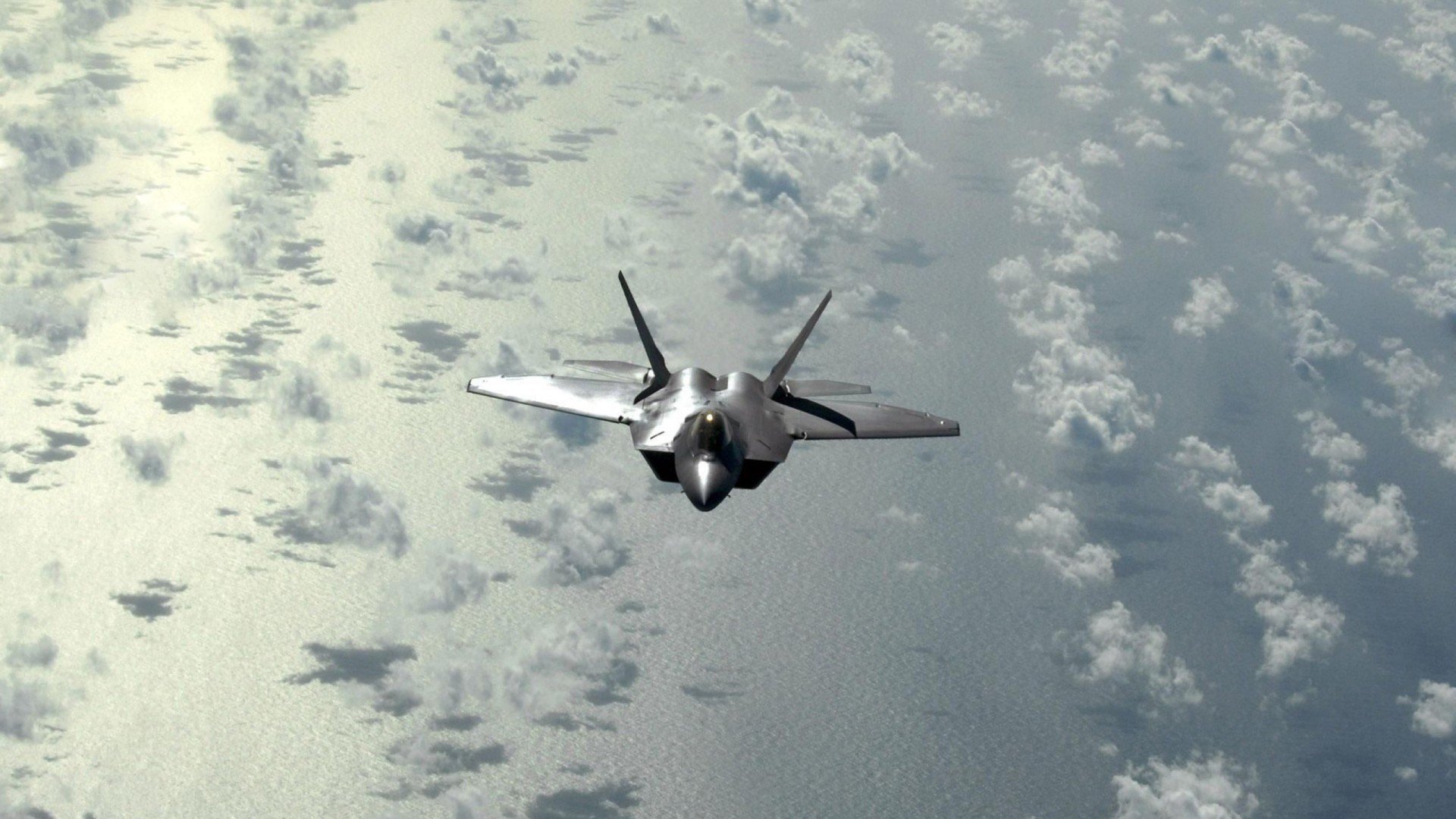 球场“铁壁防线”揭秘:最难攻破的欧洲后防