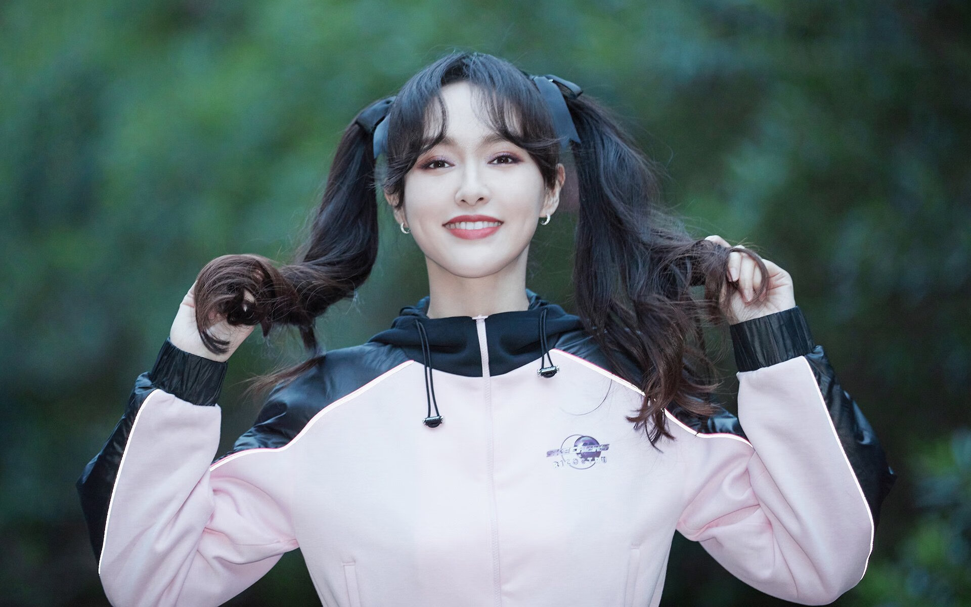 著名篮球专家评出今年联盟表现最抢眼的年轻球员，最年轻的篮球mvp