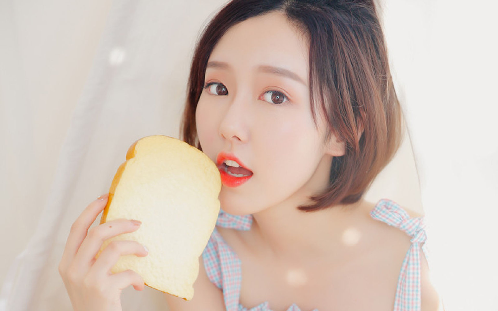 九游jiuyou-西班牙队在比赛中展现冠军相貌，稳操胜券，西班牙队员2021