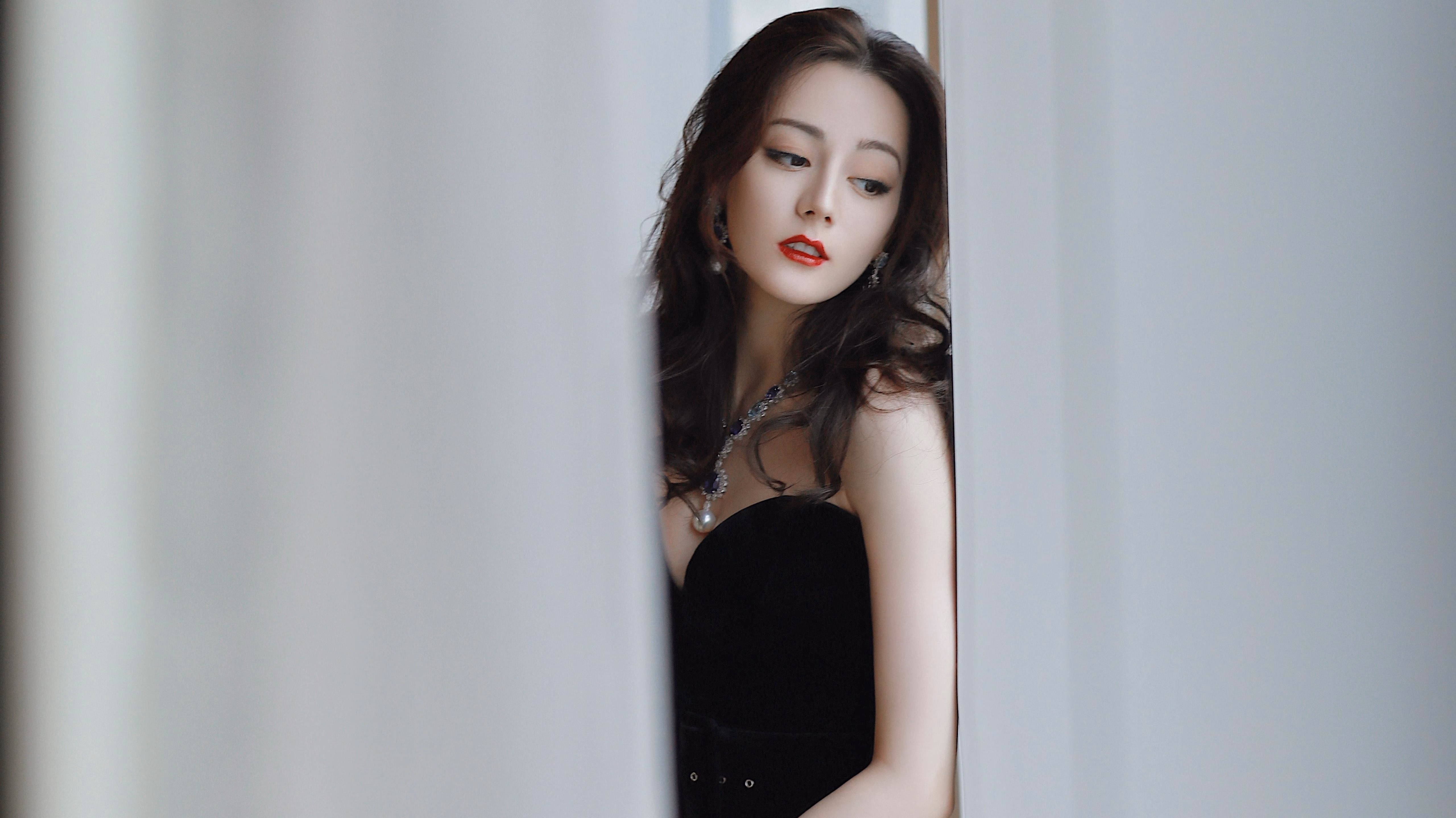 莱比锡红牛全队跑动积极控制局势,莱比锡红牛是哪个联赛的球队